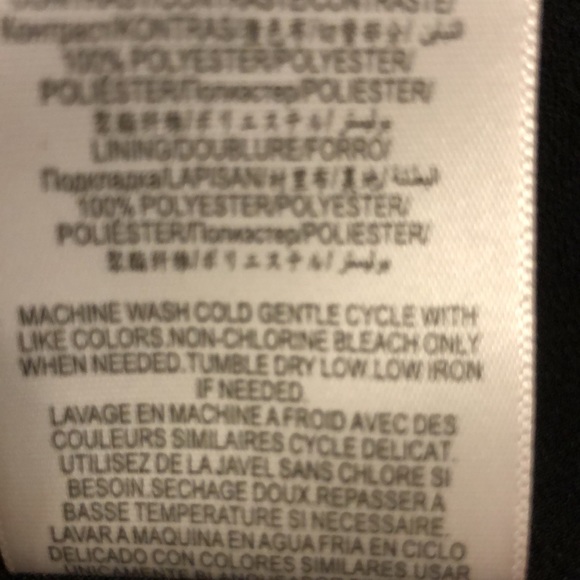 Gorgeous BCBG Shift dress - Picture 9 of 9